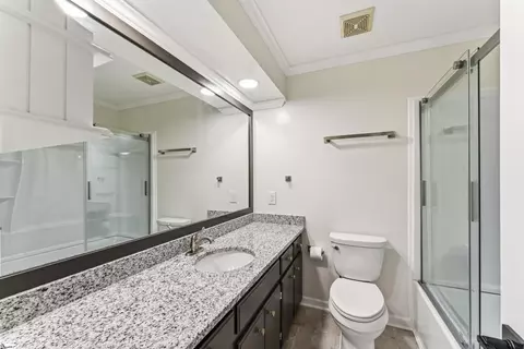 Bath - 1310 Hanover Rd, Anderson, SC 29621 photo 3 of 3