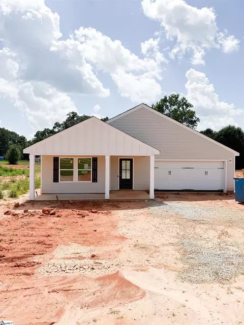 18002 Hwy 101 S, Gray Court, SC 29645