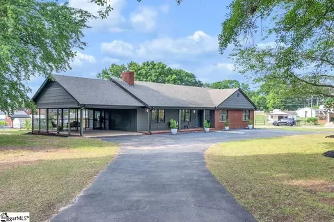 311 Costner Rd, Boiling Springs, SC 29316