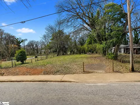19 Valentine St, Greenville, SC 29601