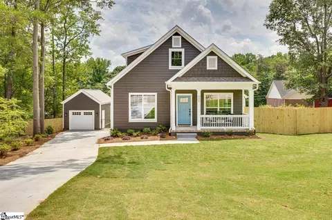202 Kennedy Dr, Greenville, SC 29605