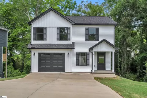 8 Oxford Blvd, Taylors, SC 29687