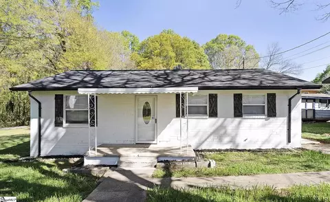 611 Gardner St, Gaffney, SC 29341