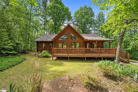 21 W Ridge Dr, Travelers Rest, SC 29690