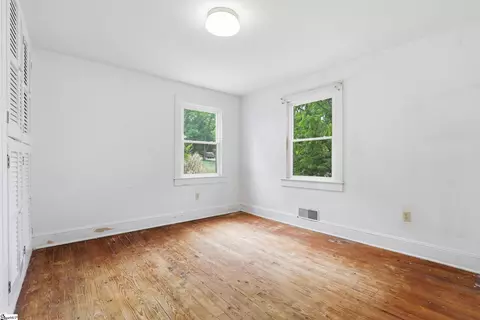 Bedroom - 205 E C Ave, Easley, SC 29640 photo 3 of 3