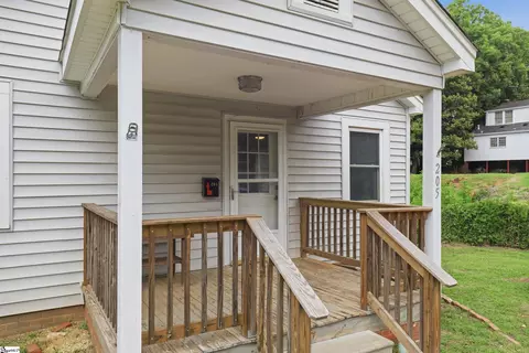 Exterior - 205 E C Ave, Easley, SC 29640 photo 2 of 5