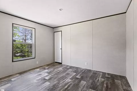 103 Hideaway Ct, Easley, SC 29640 photo 9