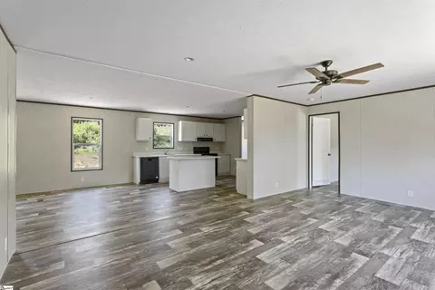 103 Hideaway Ct, Easley, SC 29640 photo 4