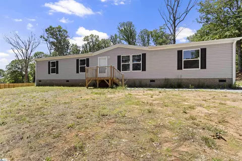103 Hideaway Ct, Easley, SC 29640