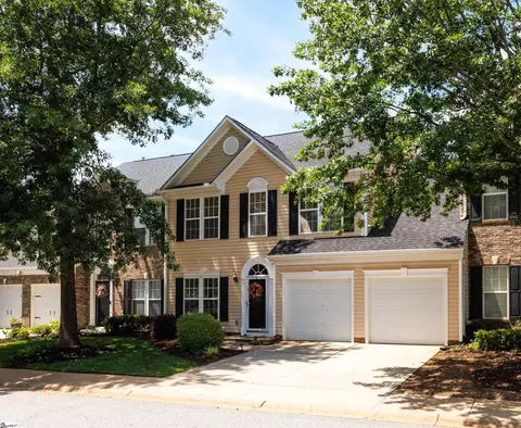 323 Majesty Ct, Greenville, SC 29615