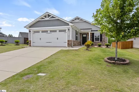 230 Bending Branch Rd, Greenville, SC 29605