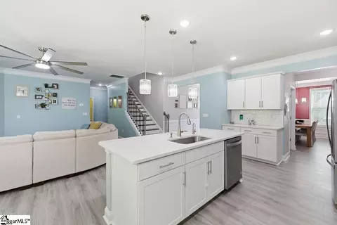 Entry Way - 117 Gretta Trl, Pendleton, SC 29670 photo 3 of 7