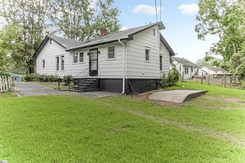 207 S Carolina Ave, Spartanburg, SC 29306