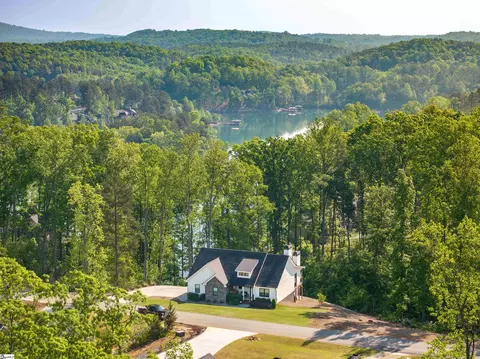 118 Squirrel Pt, Six Mile, SC 29682