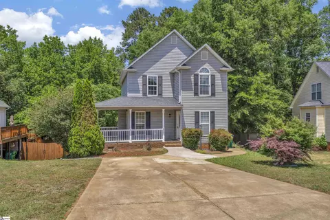 693 Cotton Branch Dr, Boiling Springs, SC 29316