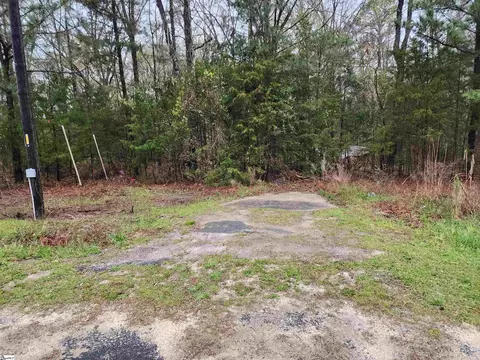 91 Rest Rd, Waterloo, SC 29384 photo 2
