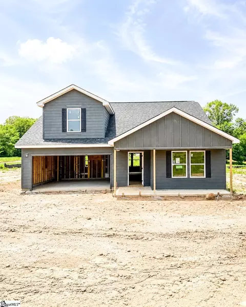 18034 Hwy 101 S, Gray Court, SC 29645