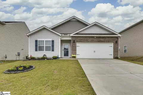 305 Bonifay Dr, Fountain Inn, SC 29644