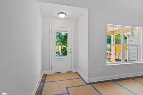 Entry Way - 213 Buckingham Rd, Duncan, SC 29334 photo 1 of 3