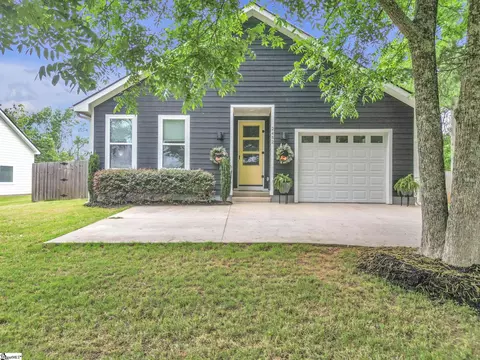 2452 Fews Bridge Rd, Greer, SC 29651