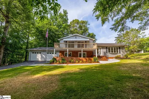 650 Independence Dr, Roebuck, SC 29376