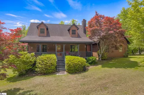 101 Pinnacle Fls, Pickens, SC 29671
