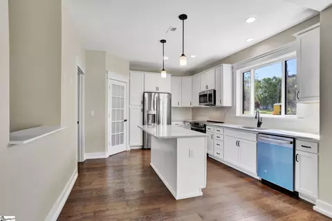 Kitchen - 892 Chrenshaw St, Pendleton, SC 29670 photo 4 of 4