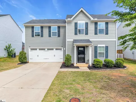 14 Torrington Dr, Greenville, SC 29617