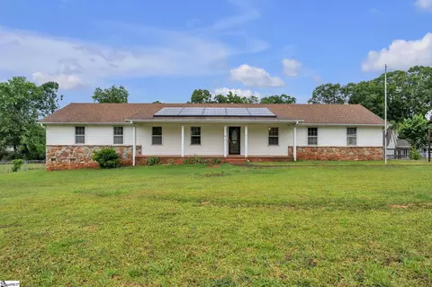 511 Clarendon Dr, Easley, SC 29642