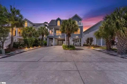 407 5th Ave S, North Myrtle Beach, SC 29582