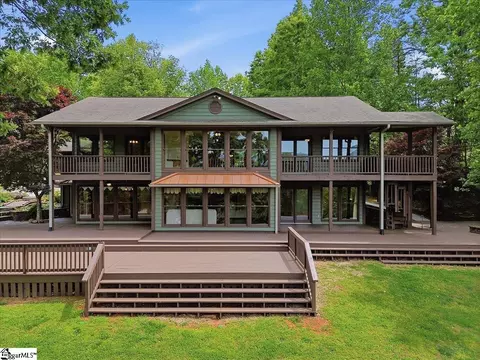 100 Brittany Way, Pickens, SC 29671