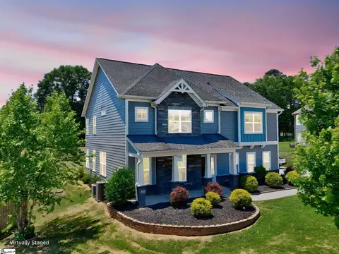 504 Heirloom Ct, Easley, SC 29642