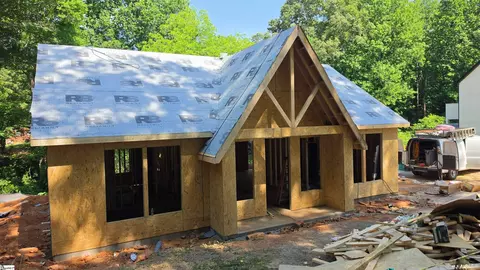 118 Harlem St, Easley, SC 29640