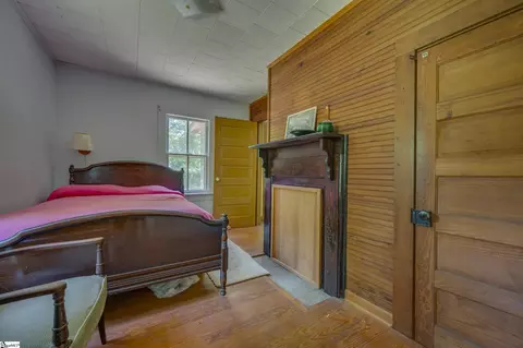 Bedroom - 77 First St, Tryon, NC 28782 photo 3 of 3