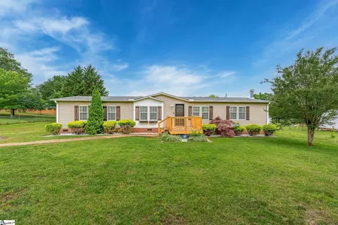 247 Perry Rd, Greer, SC 29651