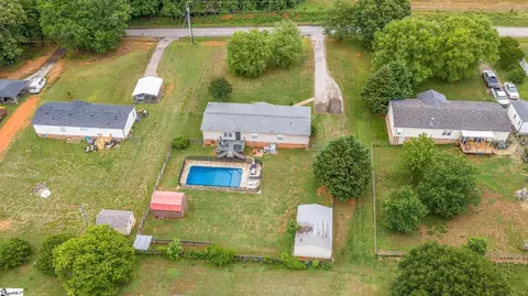 247 Perry Rd, Greer, SC 29651 photo 4