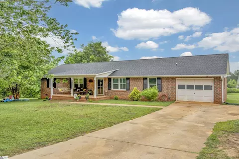101 Newman Dr, Lyman, SC 29365