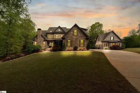 176 Reserve Dr, Piedmont, SC 29673
