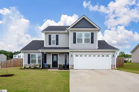 1703 Roxanne Sue Dr, Lyman, SC 29365