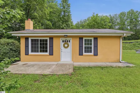 231 Ford Ln, Landrum, SC 29356