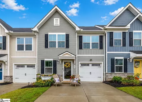 339 Kensley Dr, Greenville, SC 29617