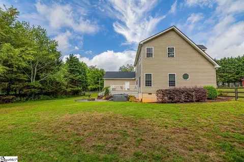 Exterior - 445 Albatross Rd, Easley, SC 29640 photo 6 of 6