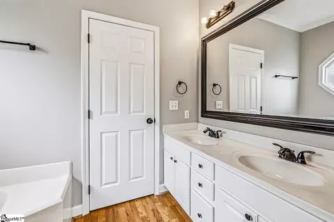 Bath - 445 Albatross Rd, Easley, SC 29640 photo 1 of 5