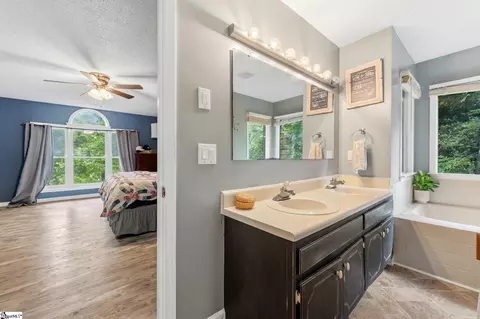Bath - 159 Plantation Dr, Easley, SC 29642 photo 1 of 4