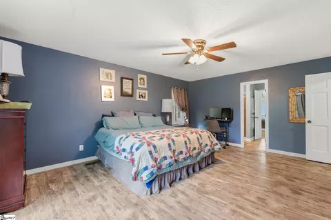 Bedroom - 159 Plantation Dr, Easley, SC 29642 photo 2 of 6