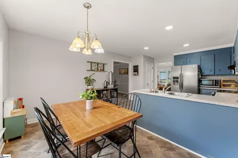 Dining - 159 Plantation Dr, Easley, SC 29642 photo 2 of 4