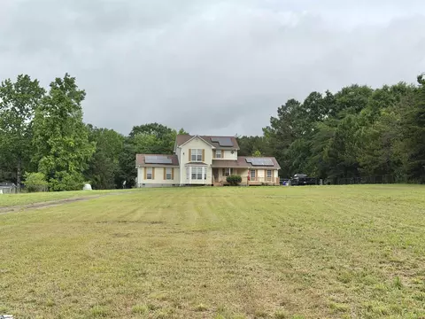 588 Douglas Rd, Gray Court, SC 29645