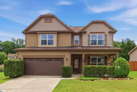 224 Bergen Ln, Simpsonville, SC 29681