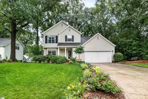 6 S Penobscot Ct, Simpsonville, SC 29681