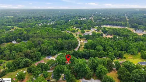 View/Area - 2222 Wright Dr, Greer, SC 29651 photo 5 of 7